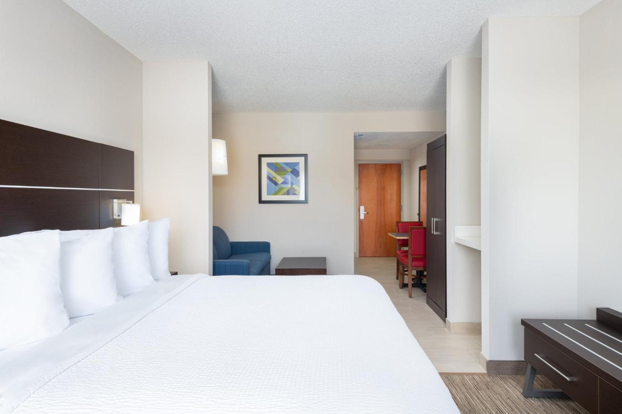 Holiday Inn Express - Spring Hill By Ihg Bagian luar foto