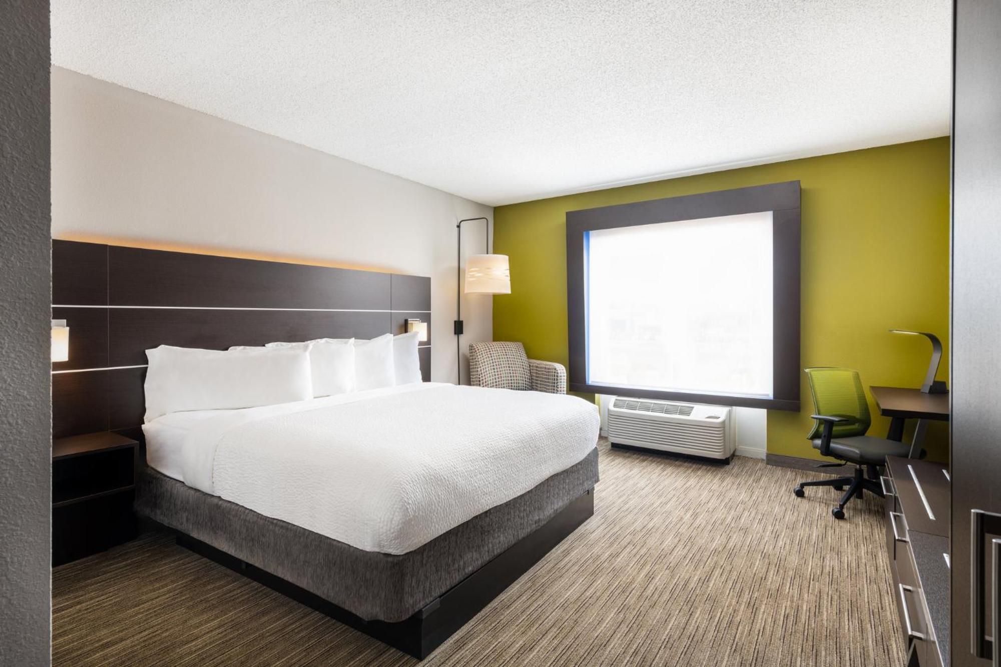 Holiday Inn Express - Spring Hill By Ihg Bagian luar foto