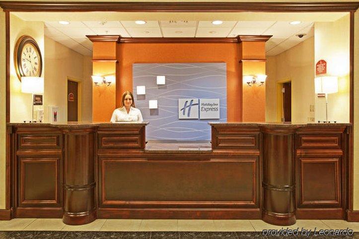 Holiday Inn Express - Spring Hill By Ihg Interior foto